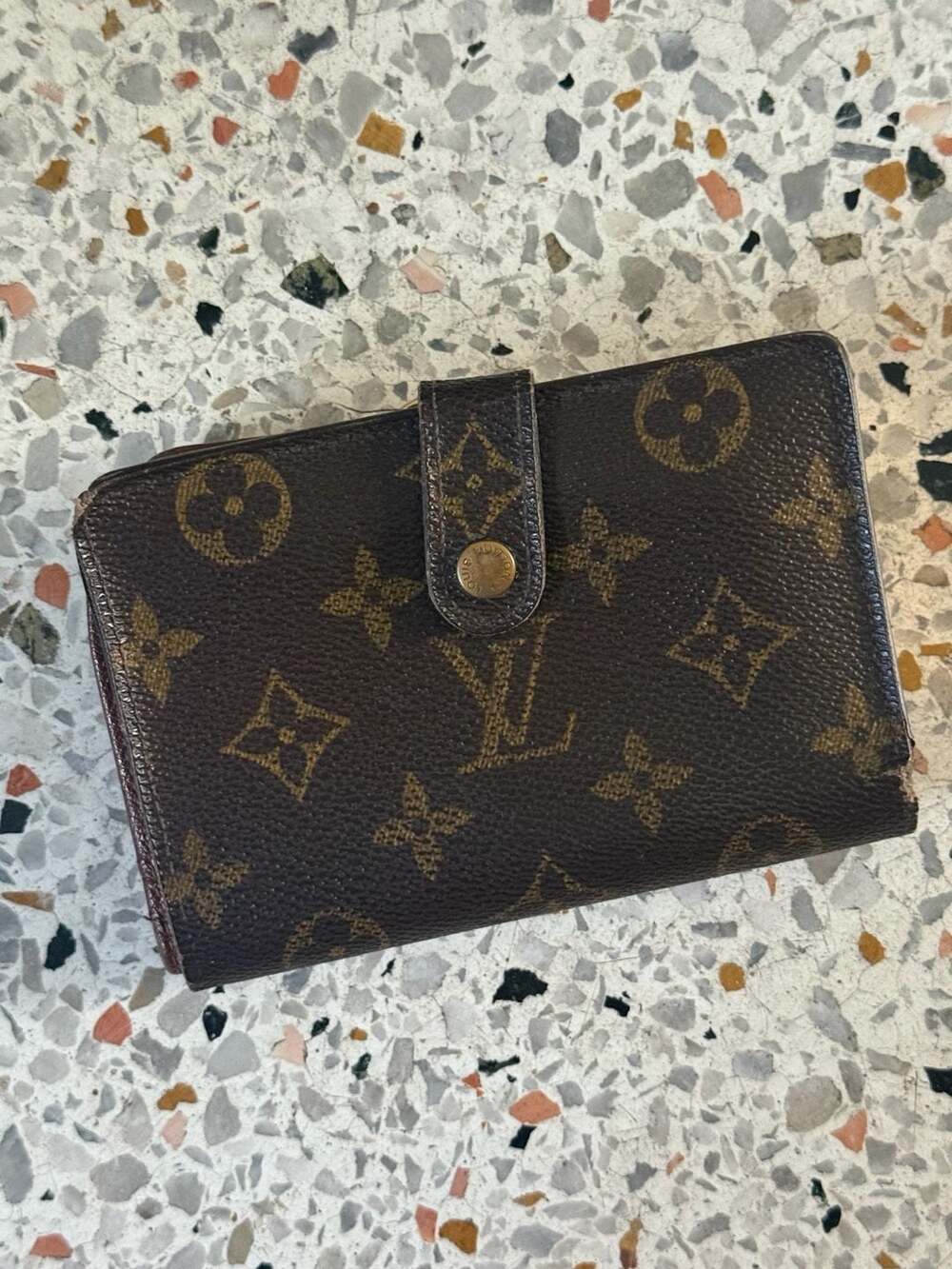Louis Vuitton Portefeuille Viennois Monogram Canvas Kisslock Wallet